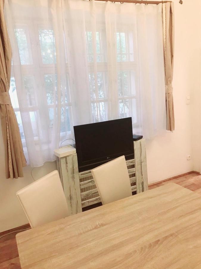 Happy Apartment In The Heart Of Budapest With 2 Rooms Экстерьер фото